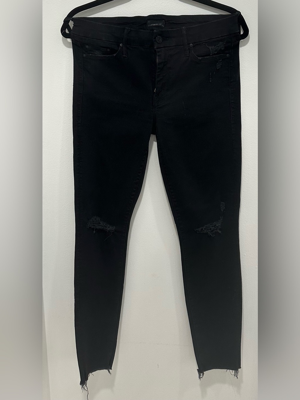 Black MOTHER Looker Ankle Fray Guilty as Sin Jeans 28